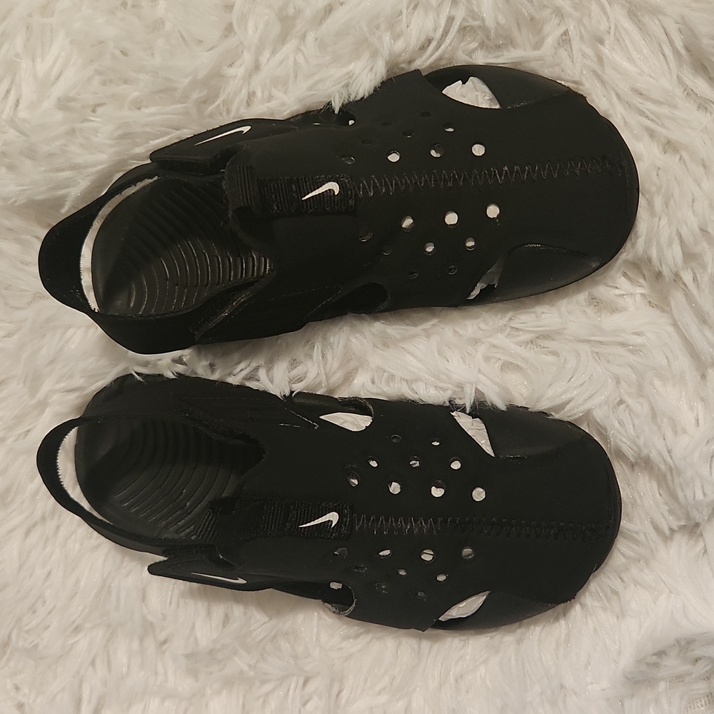 Nike Unisex Sunray Sandals